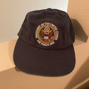 Smithsonian.United States of America President.Air Force One Black Cap One Size.